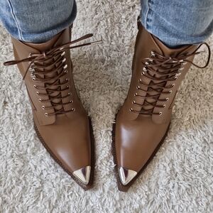 MICHAEL KORS Collection RADCLIFFE RUNWAY Leather Boots Sz 39.5  NIB